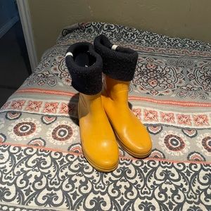 Tommy Hilfiger rain boots